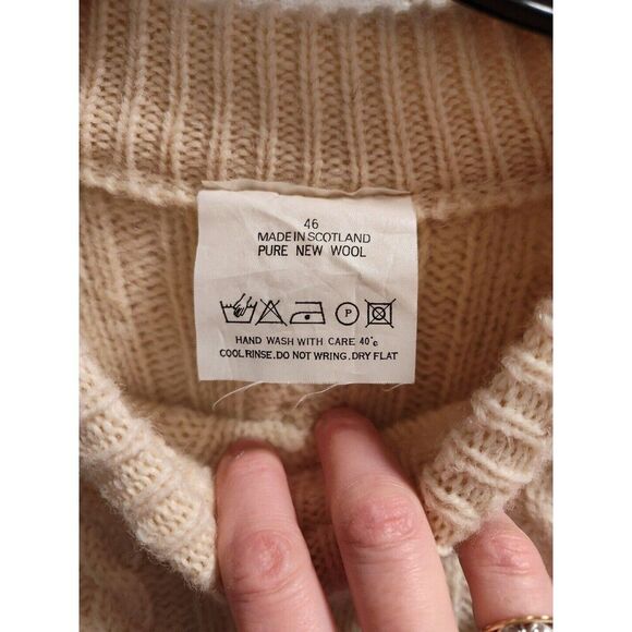 Ivory Fishermen's Sweater Made in Scotland 100% Pure New Wool Size 46 - Picture 2 of 4